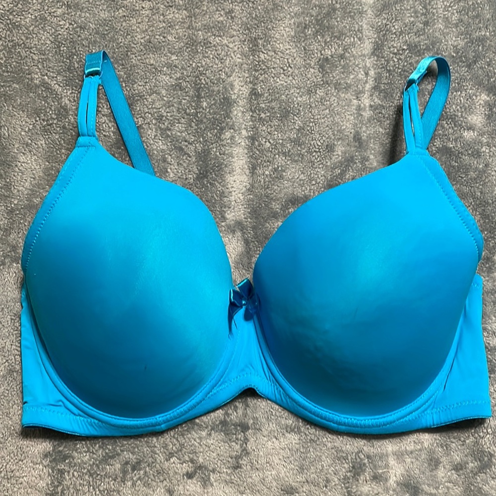 Turquoise adjustable strap and band bra, size 42DD, Kmart Pink K brand.
